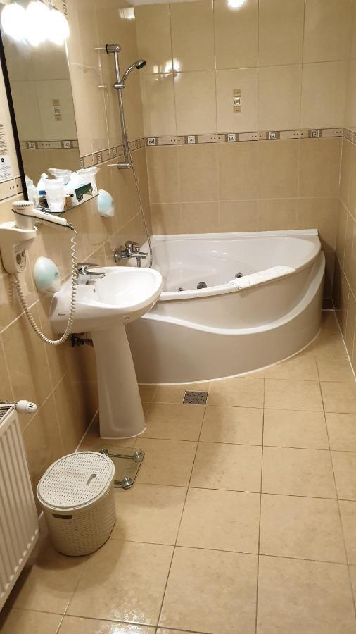Hotel Fantanita Haiducului Bradu  Dış mekan fotoğraf